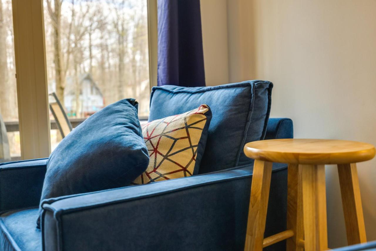 Pet-friendly Pocono Vacation With Deck! *
