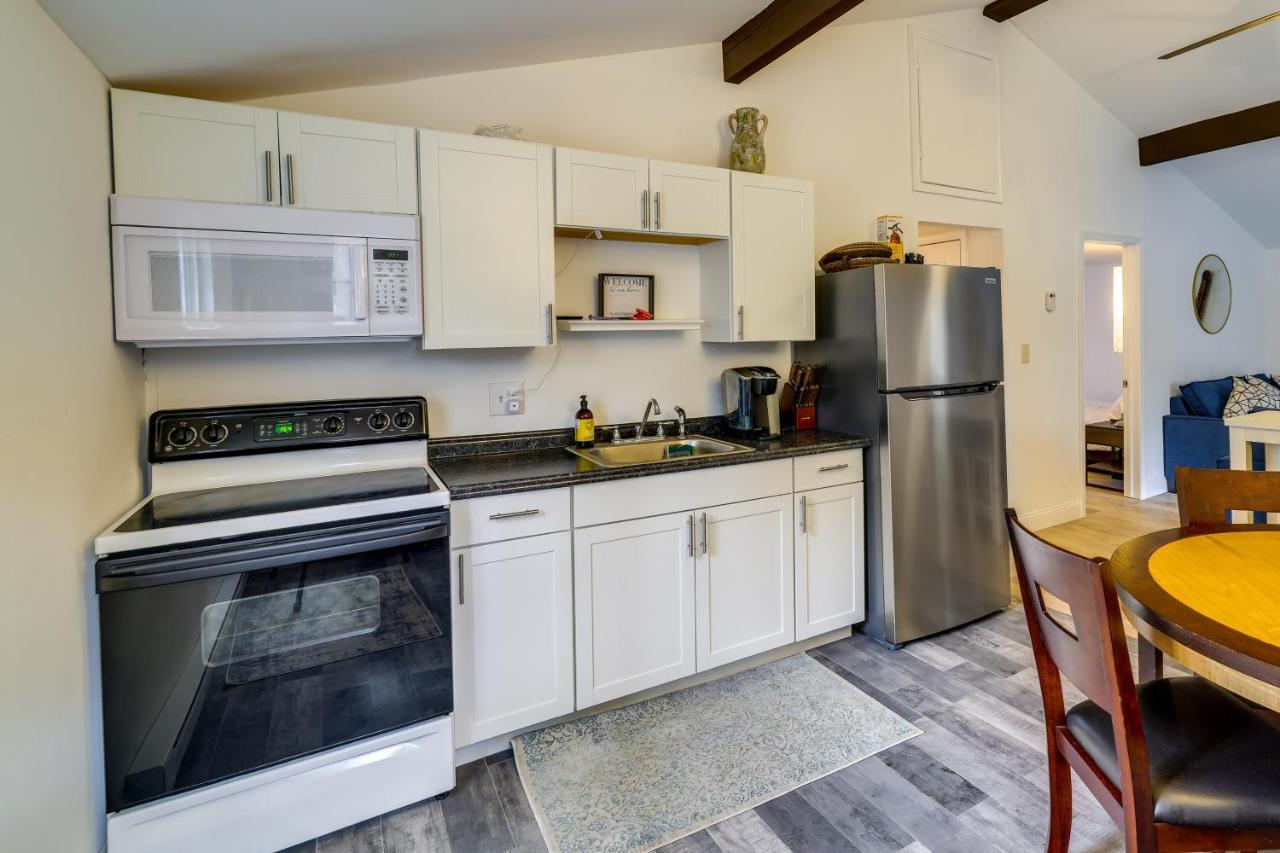 Holiday home Pet-friendly Pocono Vacation With Deck! *