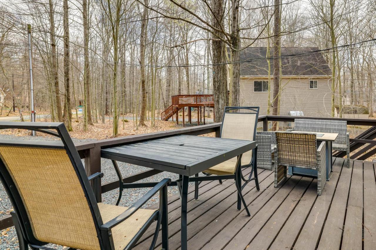 Pet-friendly Pocono Vacation With Deck! Holiday home